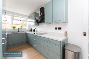 Kitchen- click for photo gallery